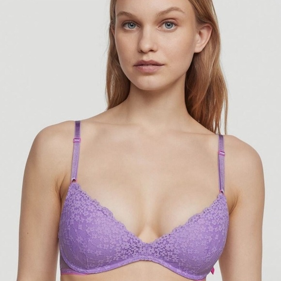 Victoria’s Secret Sexy Tee Wireless Push-Up Lace Bra *NWT* - Picture 5 of 5